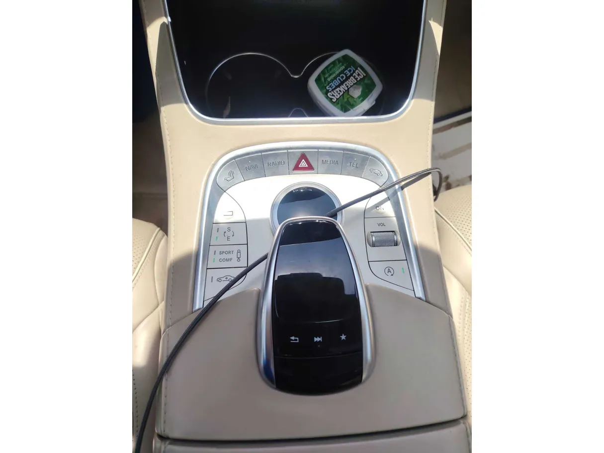 Car image 21