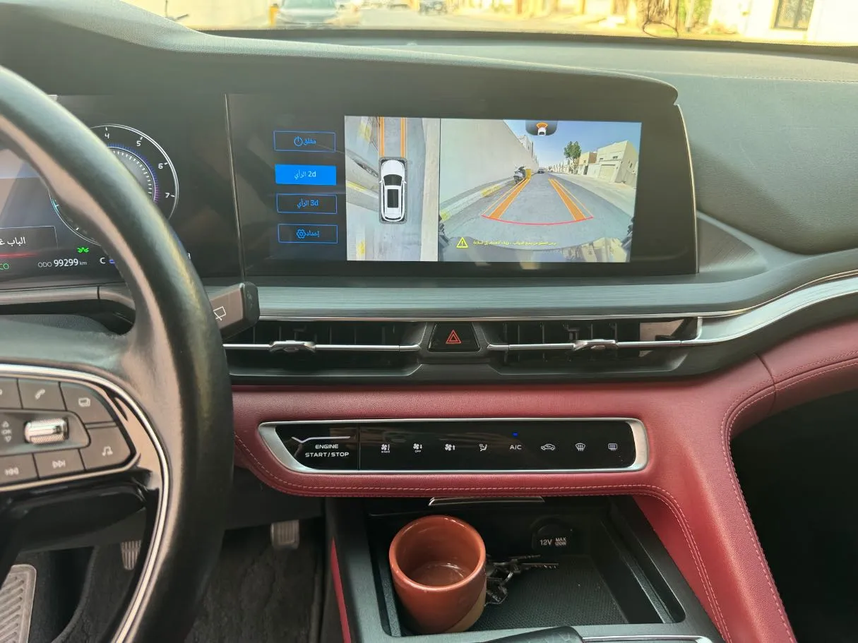 Car image 18