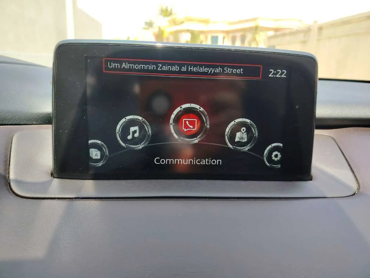 Car image 26