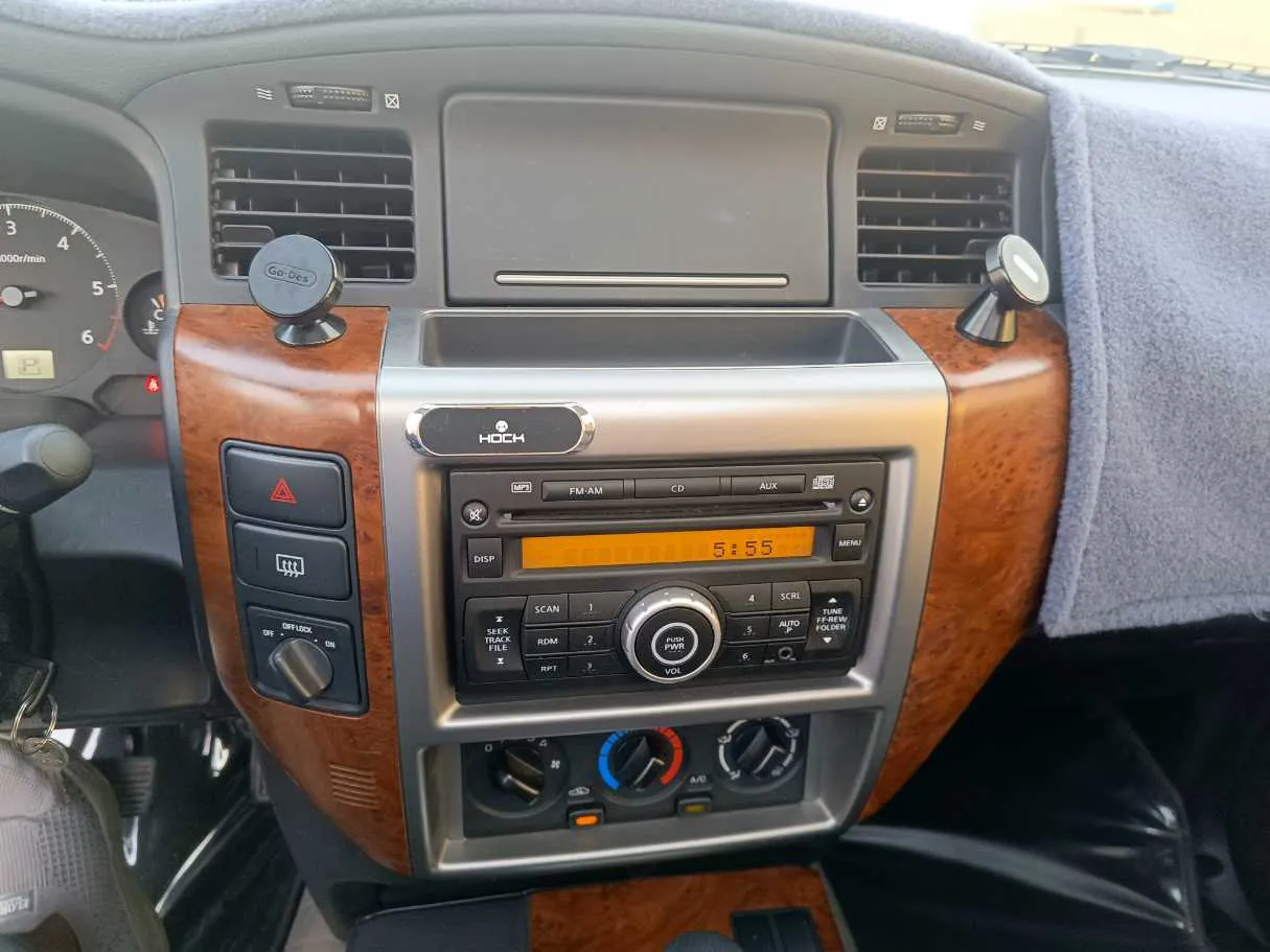 Car image 22