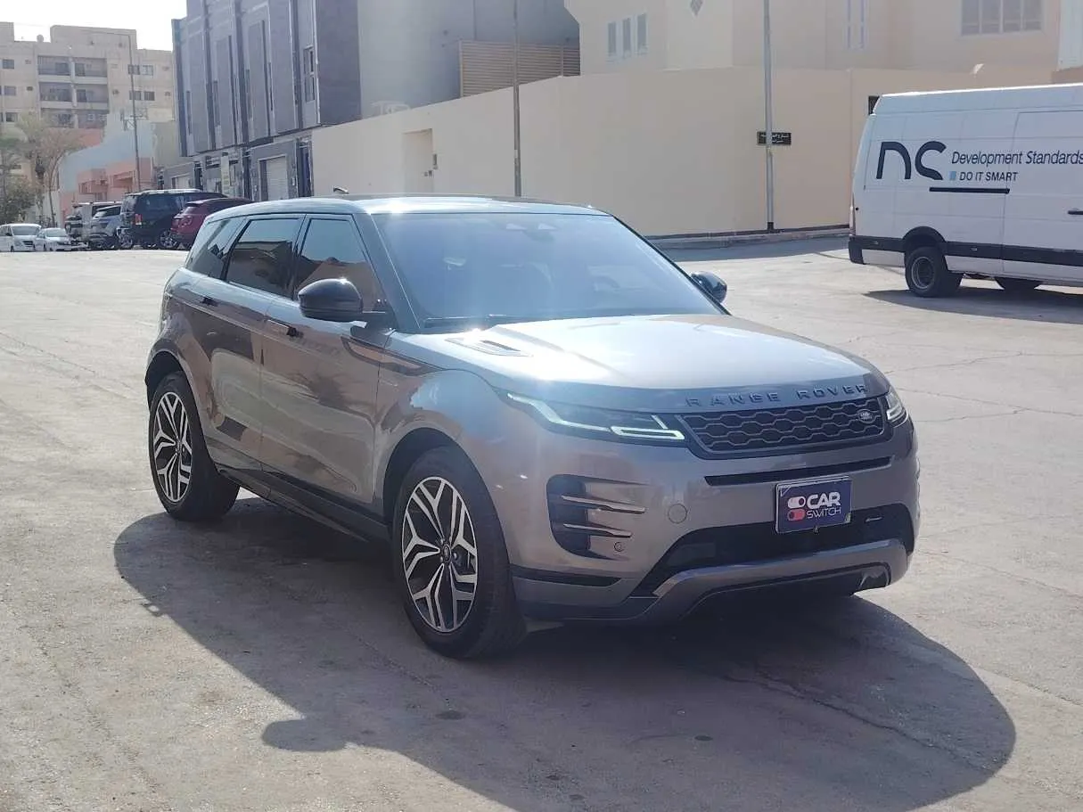 Car image 3