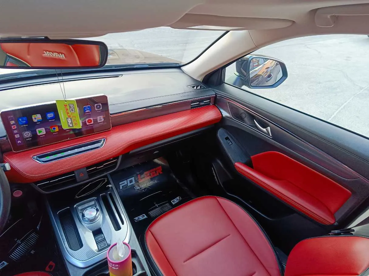 Car image 23