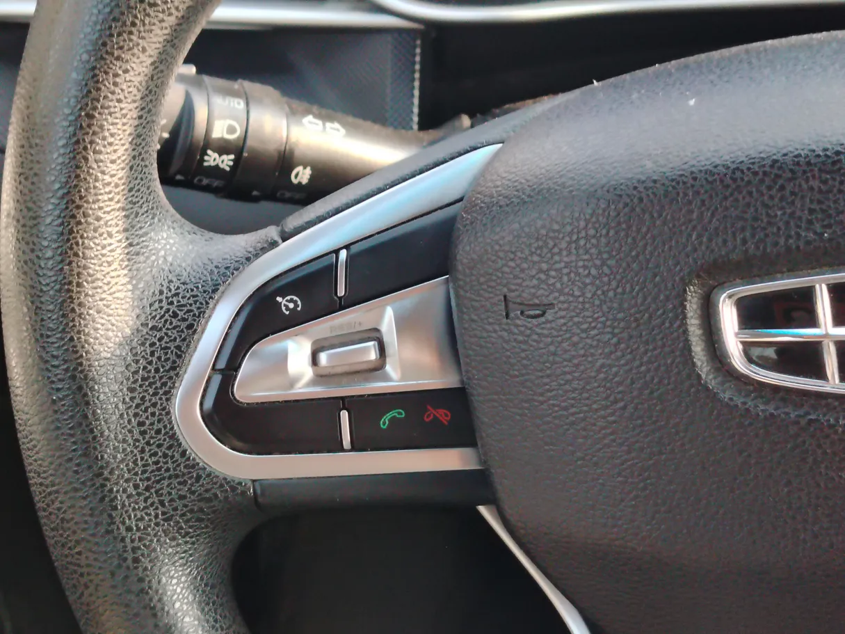 Car image 22