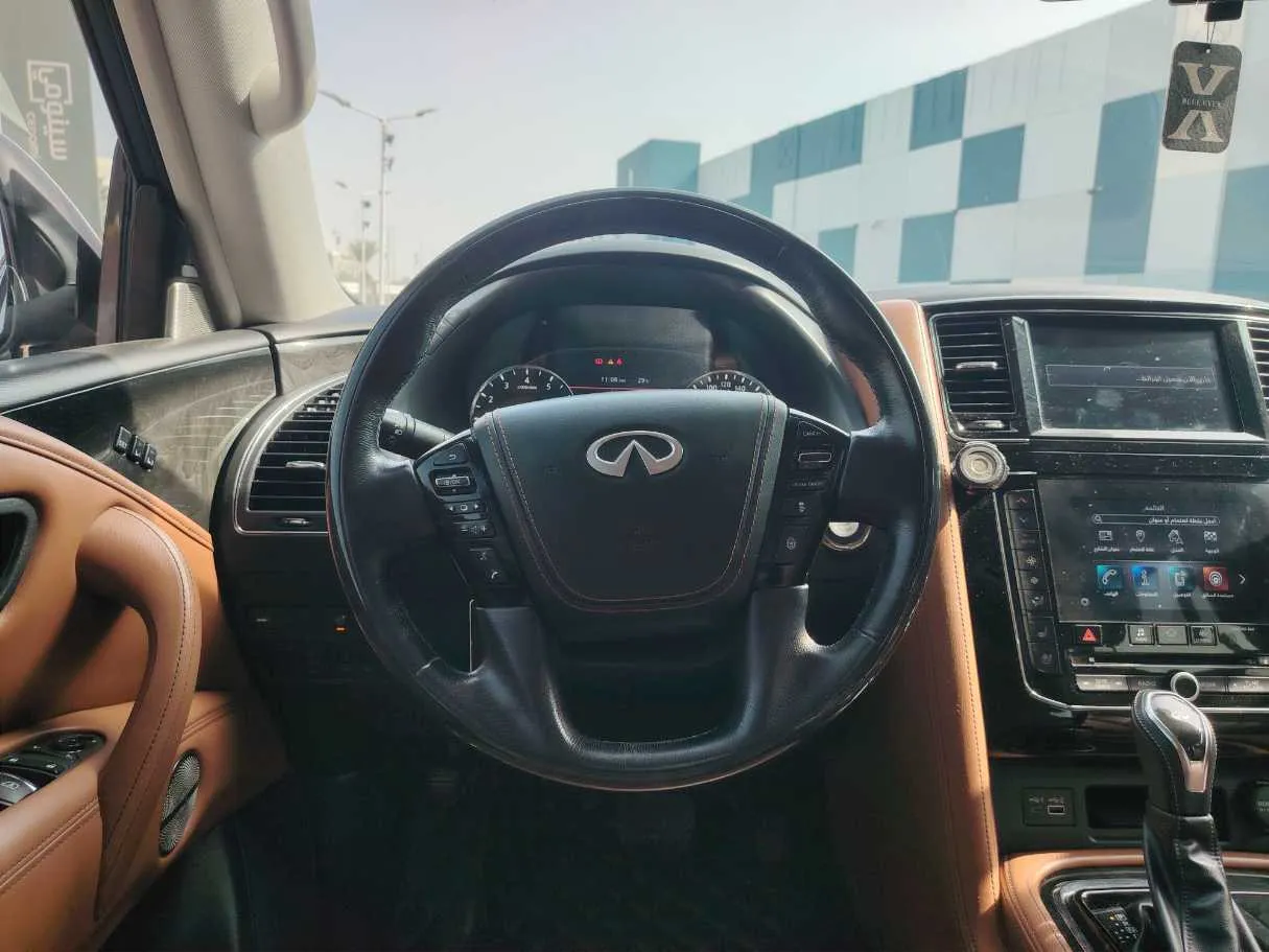 Car image 23