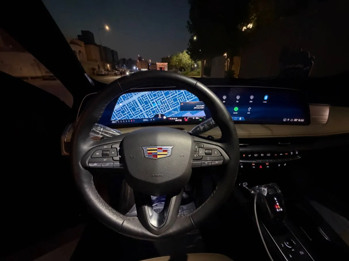 Car image 16