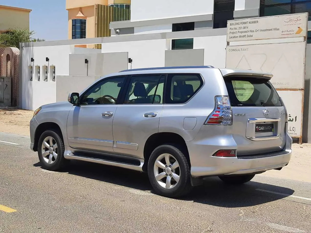 Car image 7