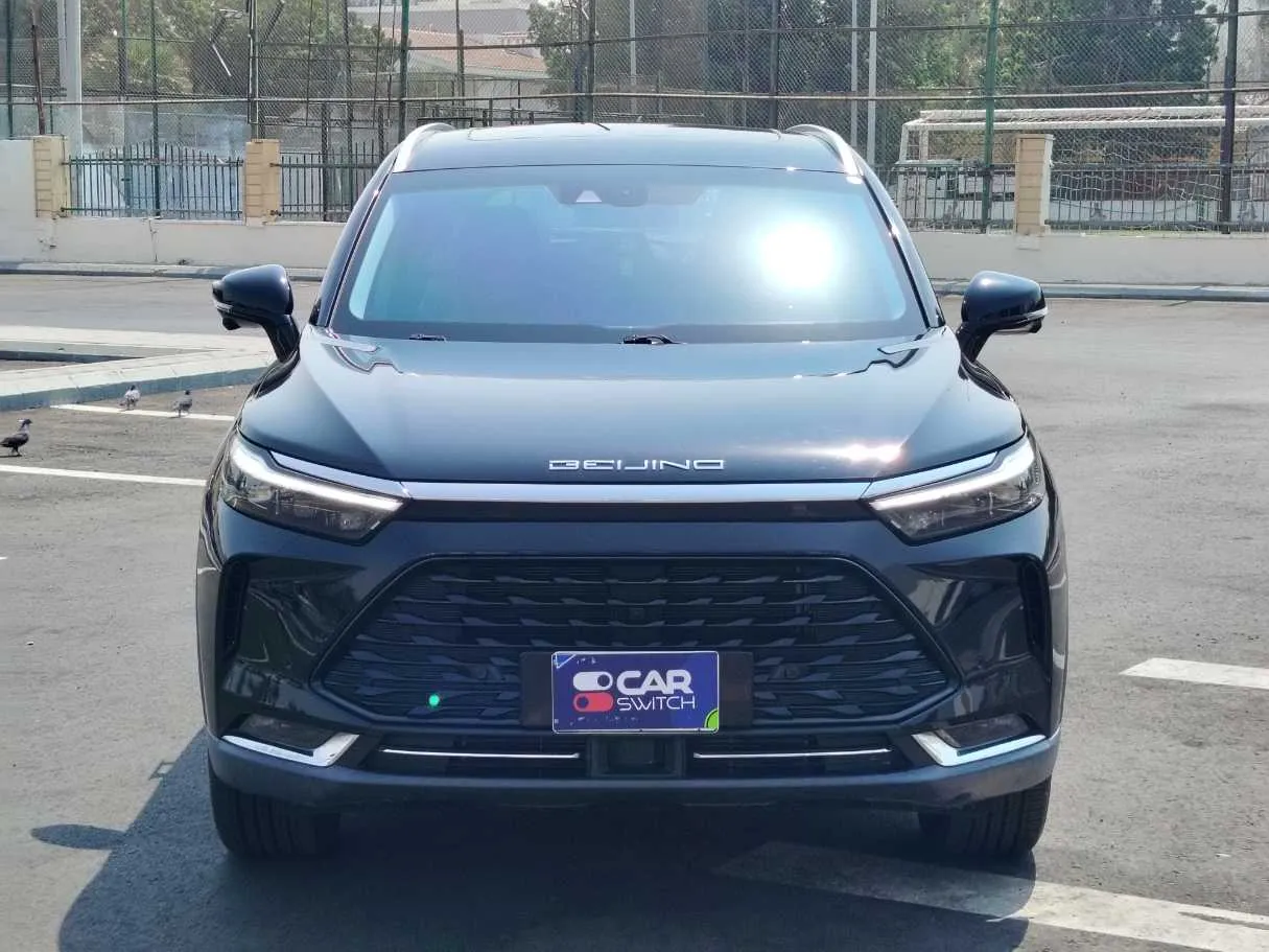 Car image 2