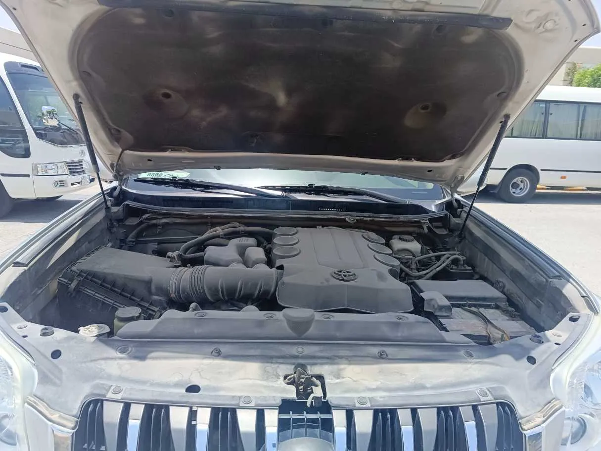 Car image 33