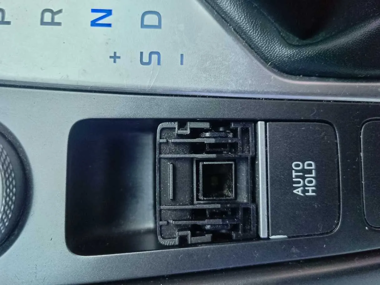 Car image 31