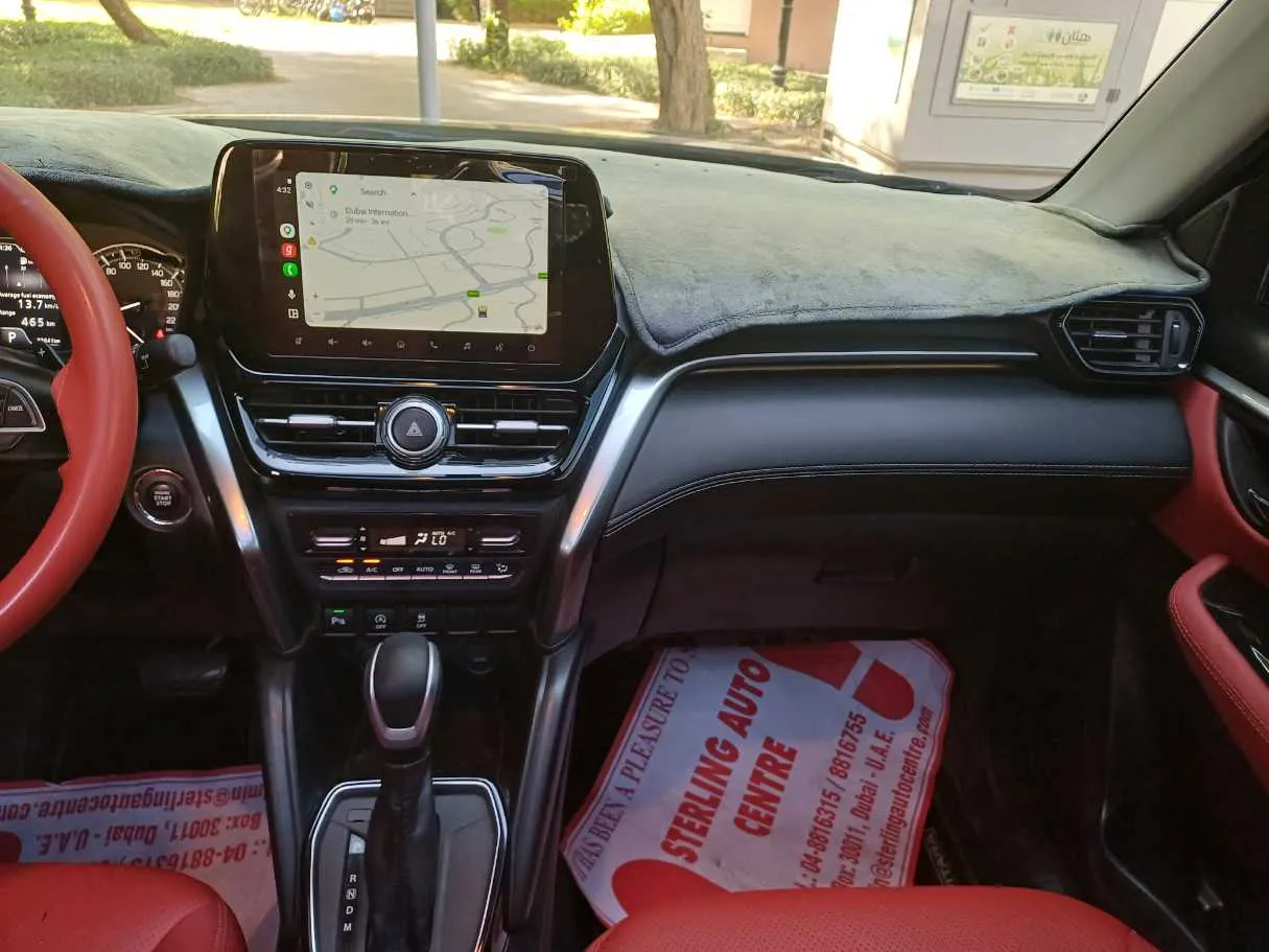 Car image 16