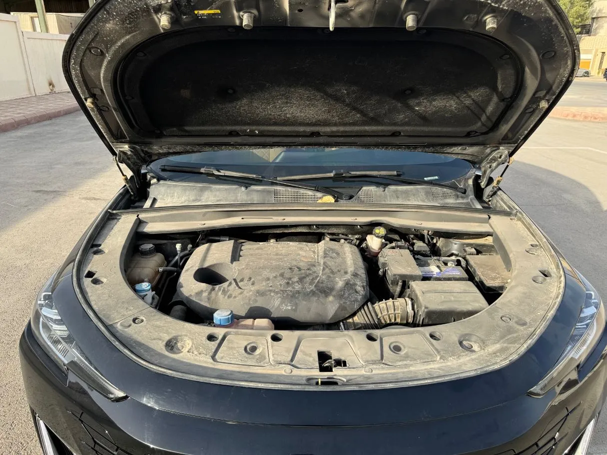 Car image 30