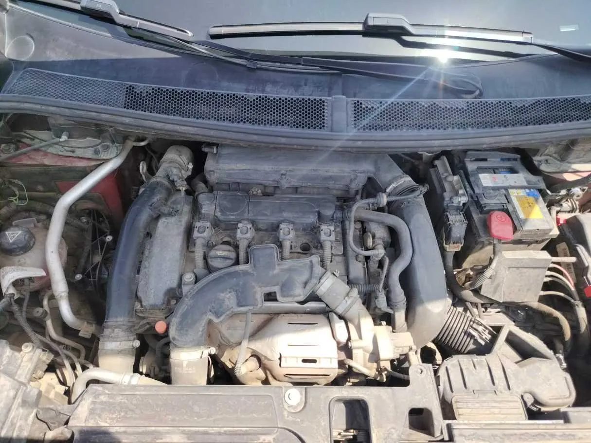 Car image 49