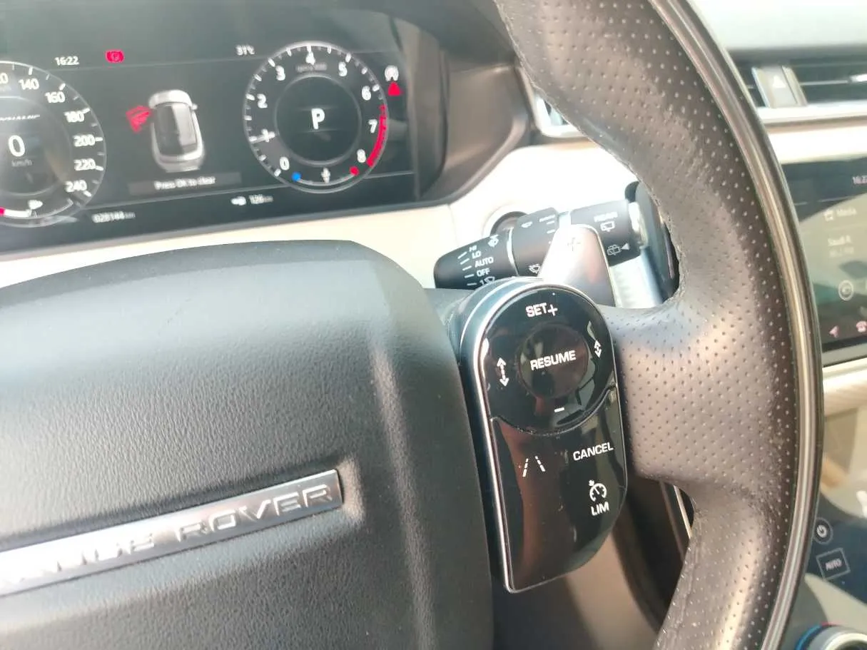 Car image 47