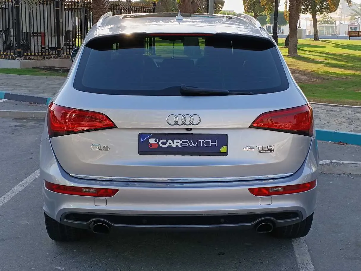 Car image 6