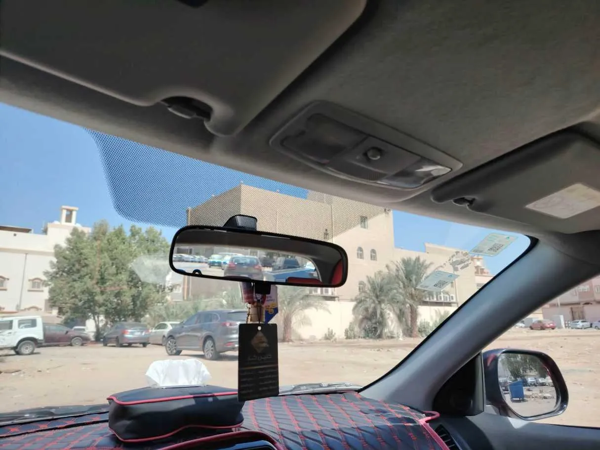Car image 42