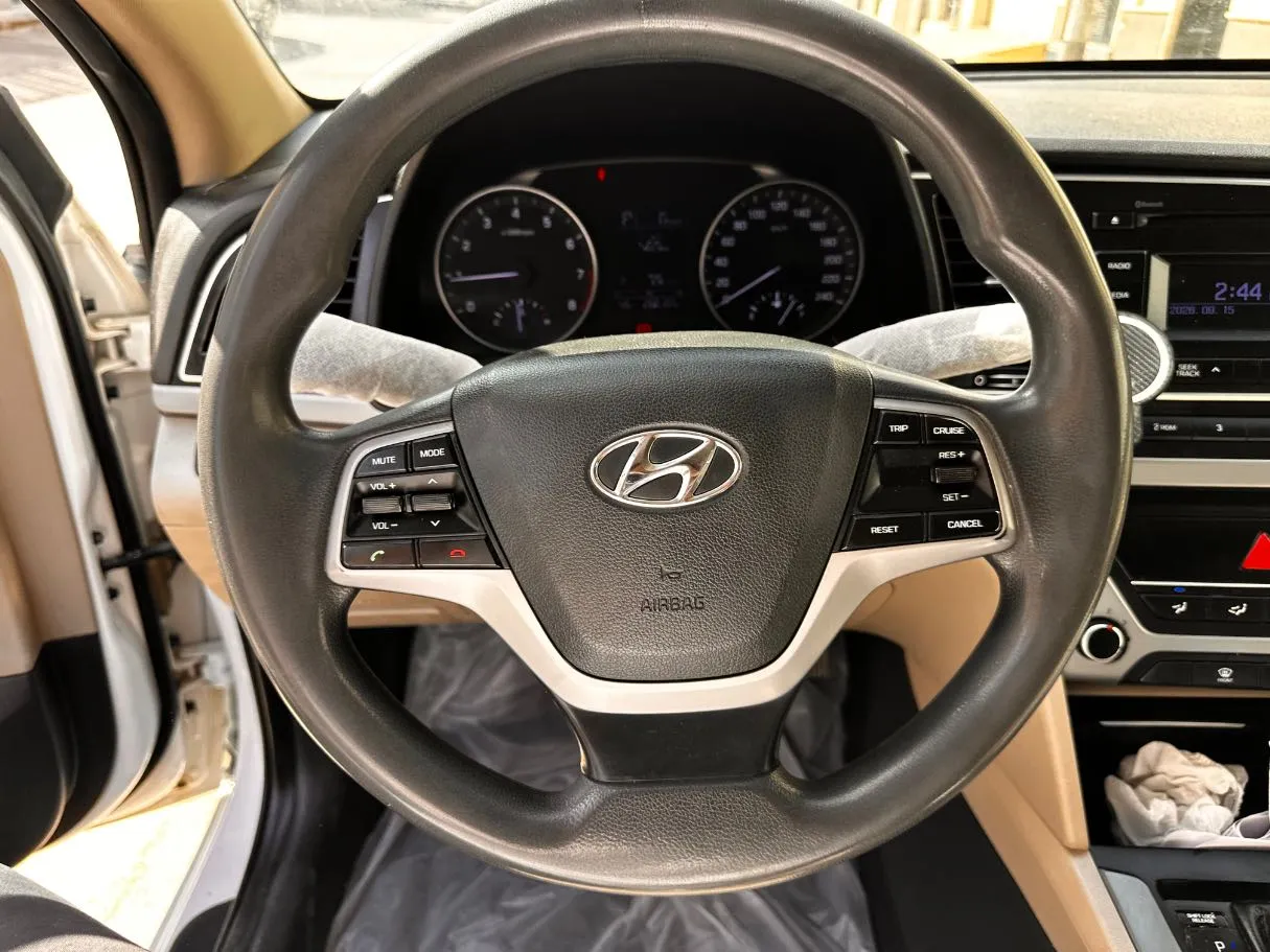 Car image 20