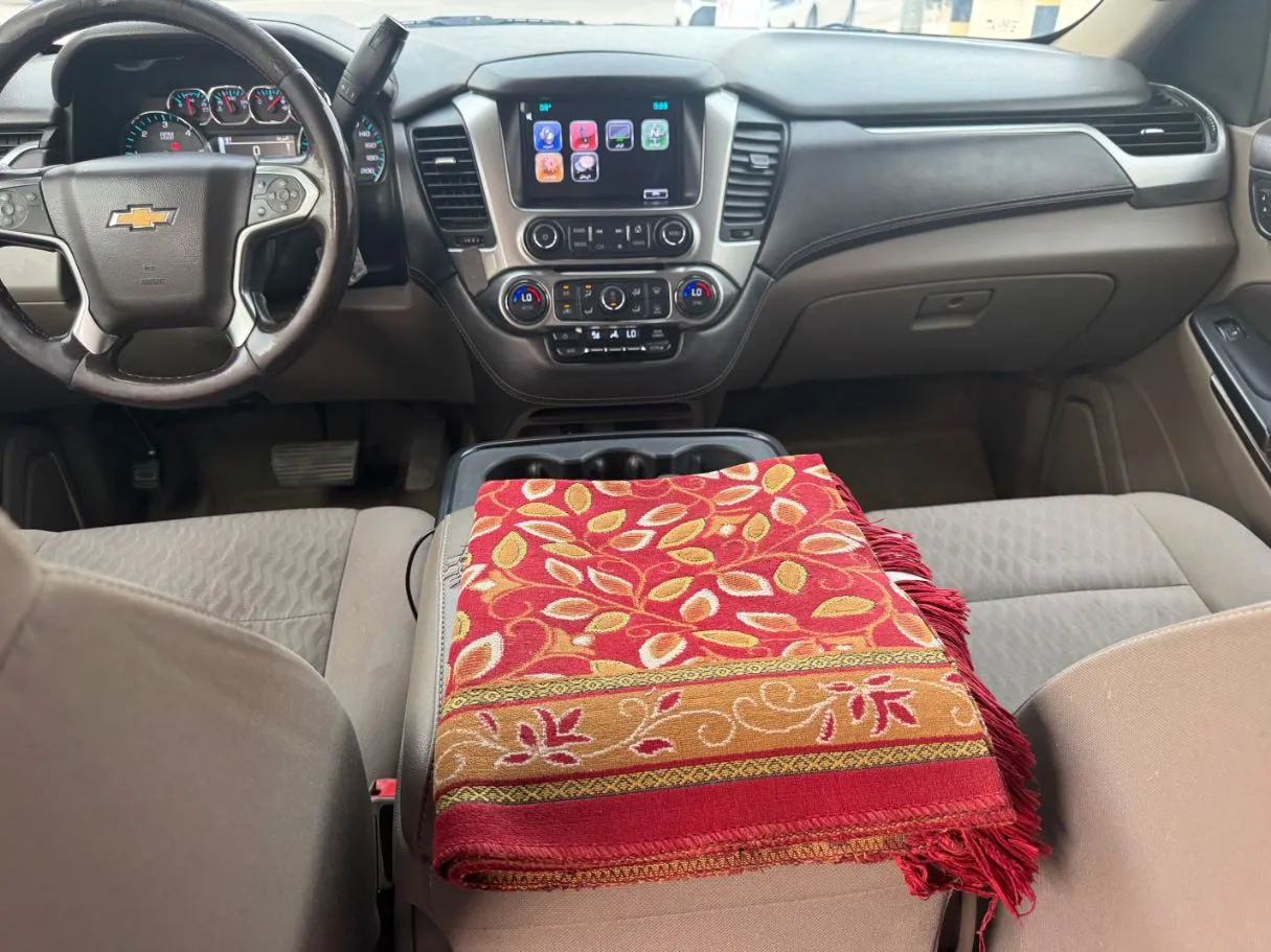 Car image 16