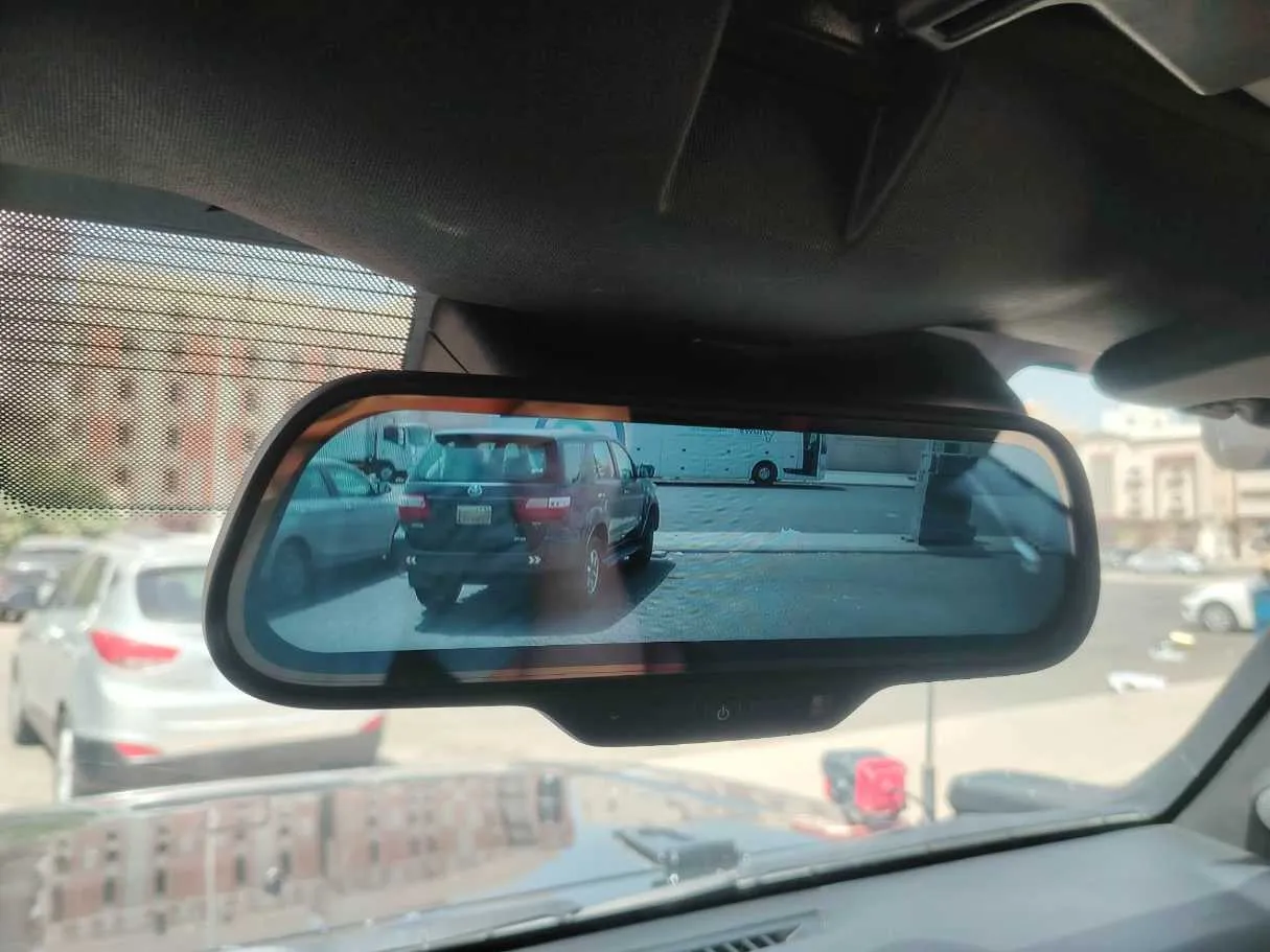 Car image 40