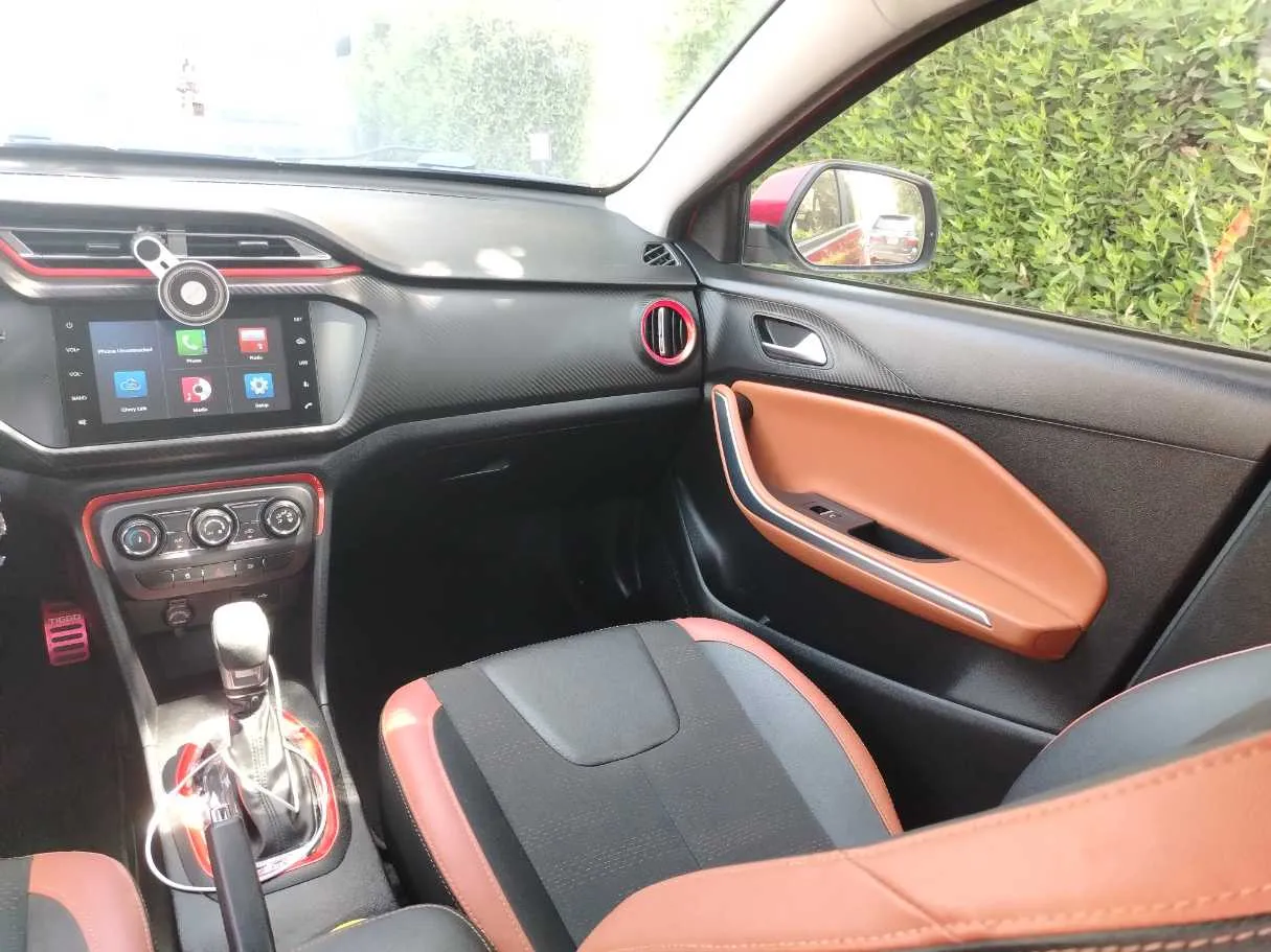 Car image 33