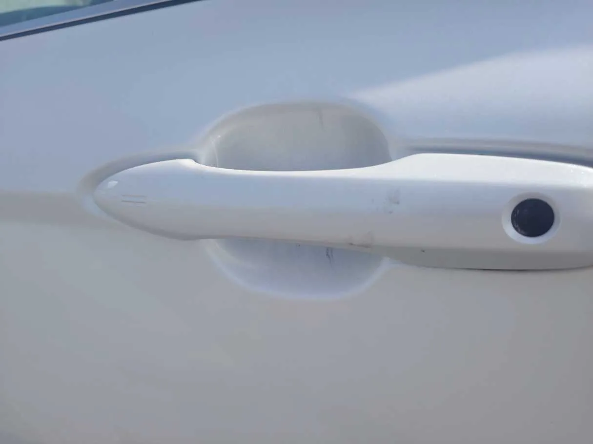 Car image 28