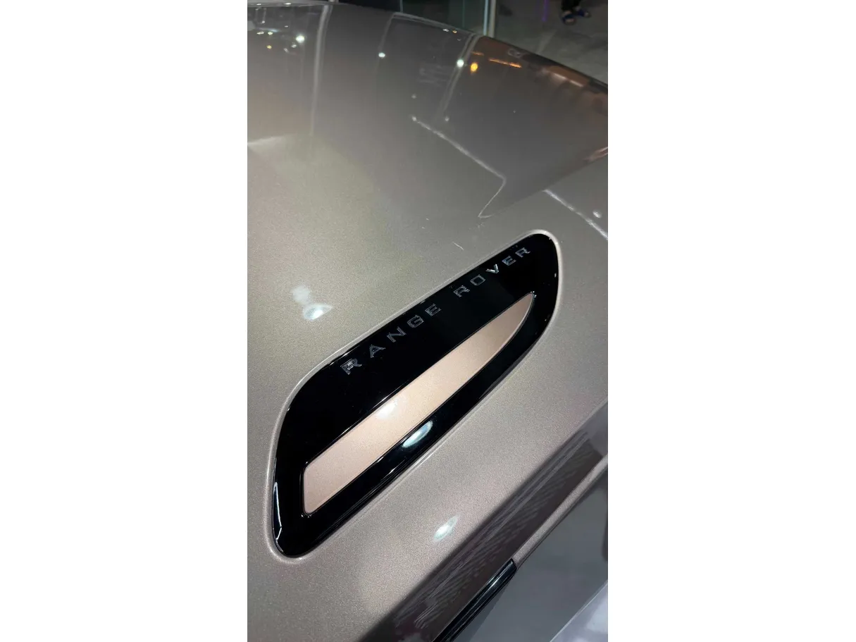 Car image 40