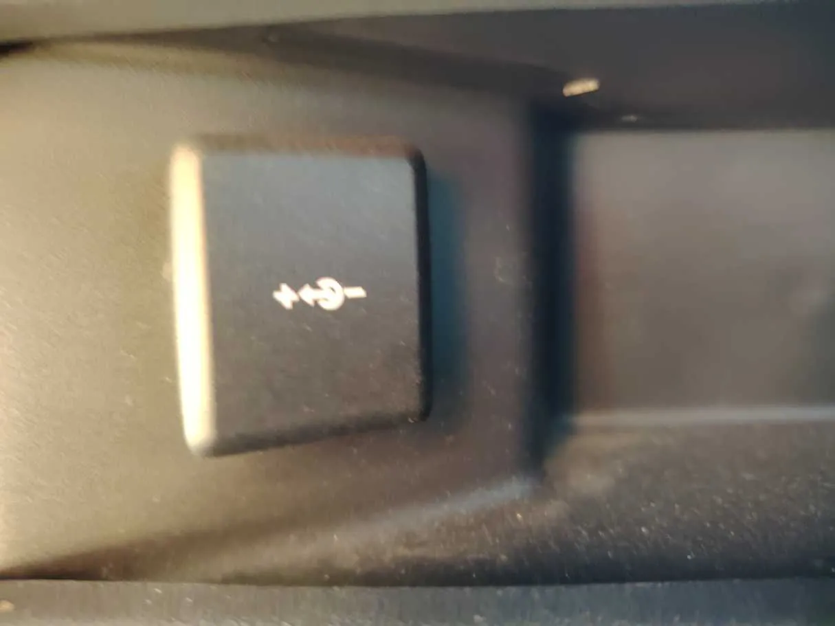 Car image 29