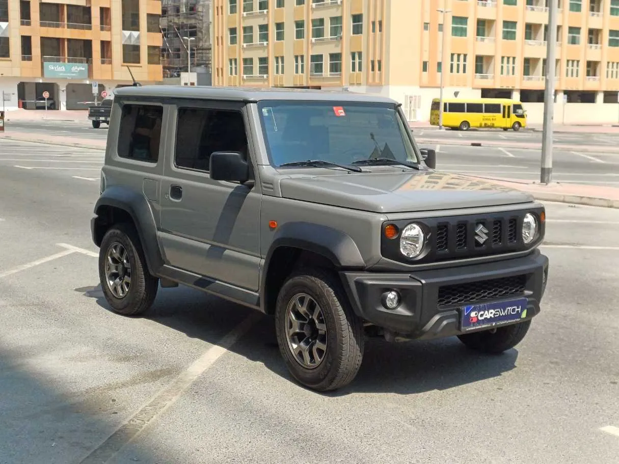 Car image 3