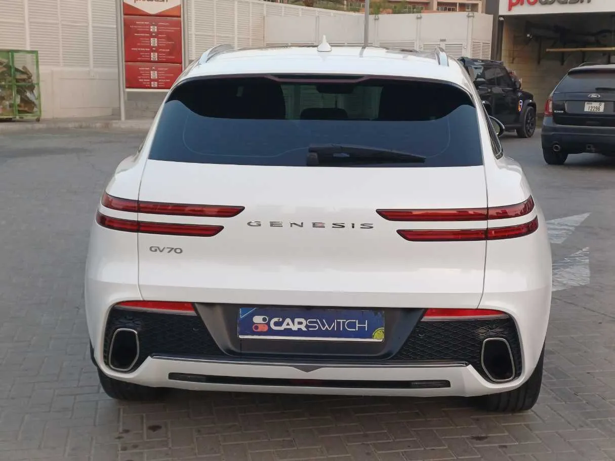 Car image 6