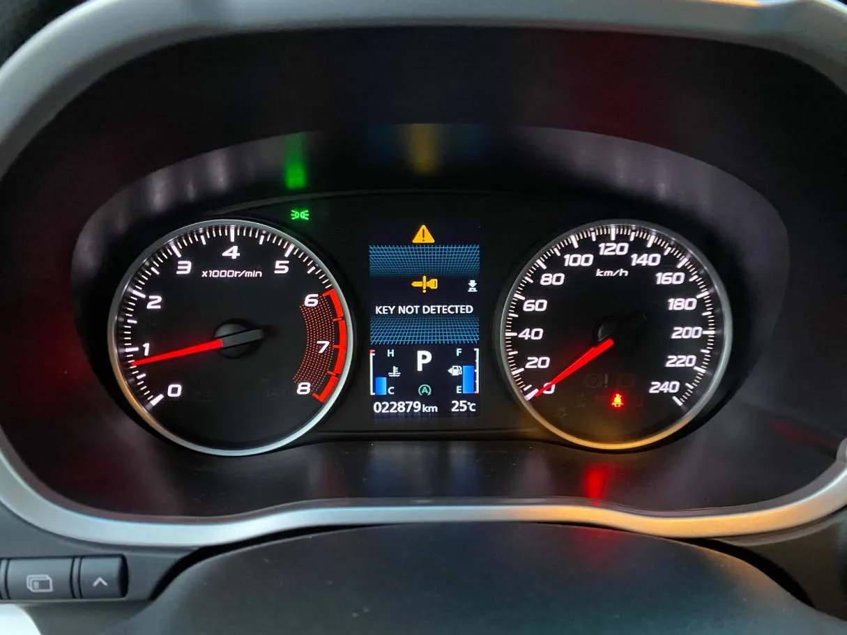 Car image 18