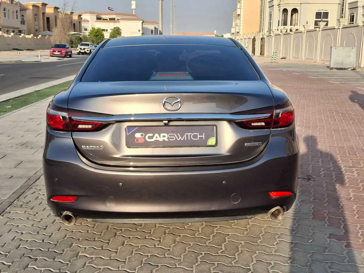 Car image 6