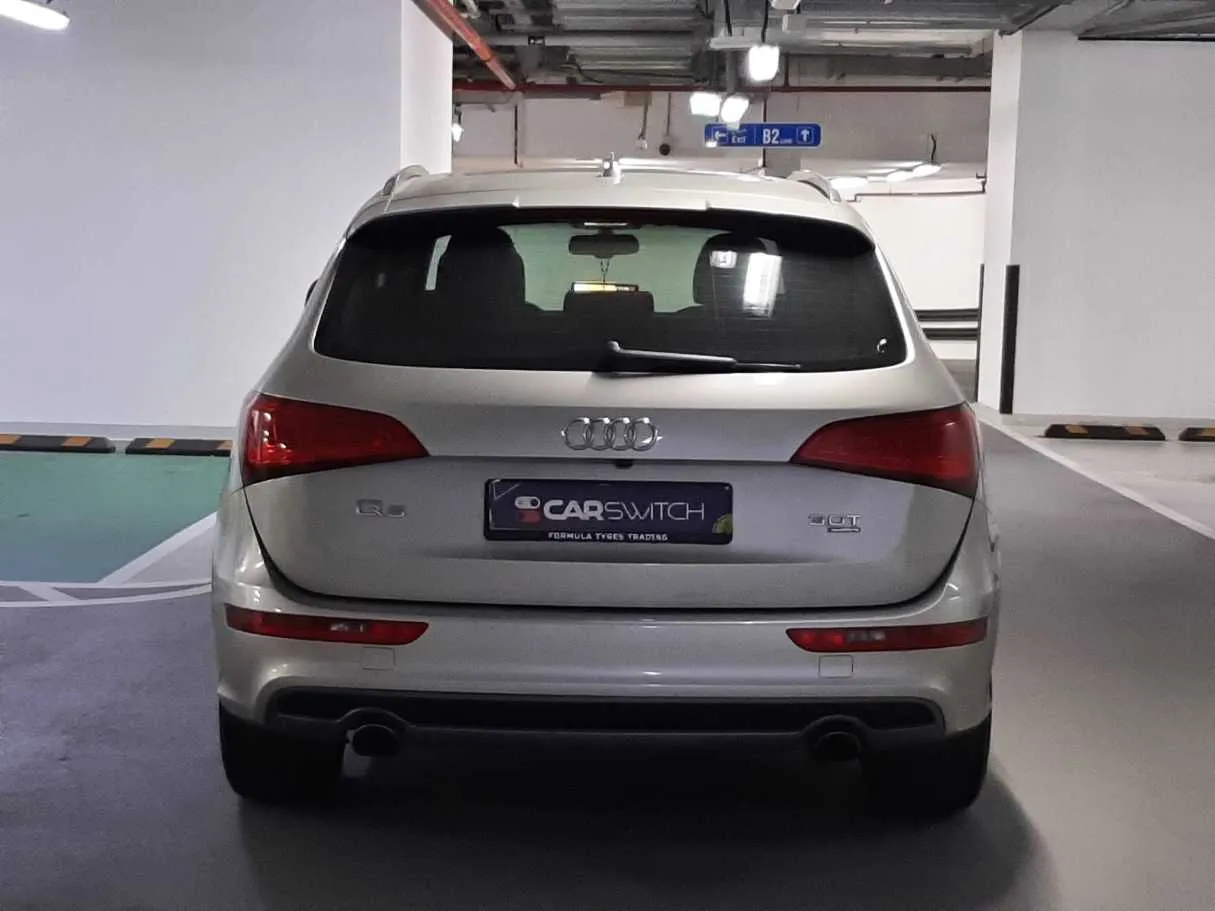Car image 6