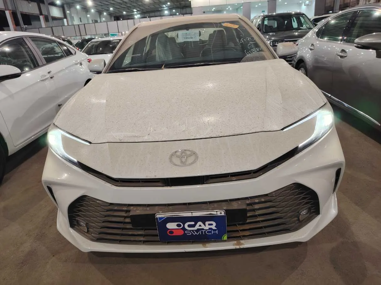 Car image 2