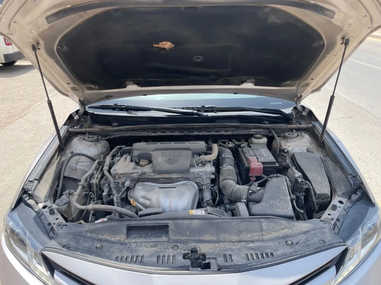 Car image 25