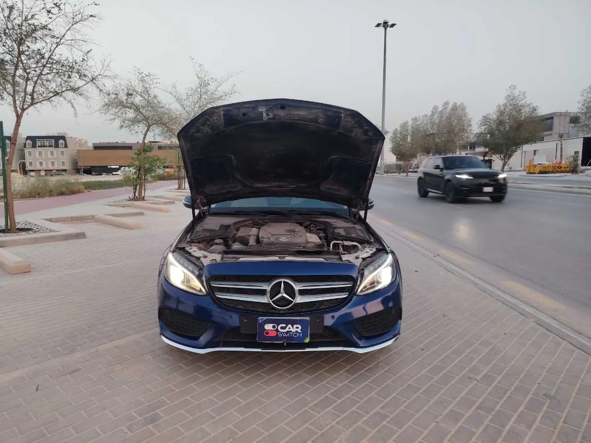 Car image 27