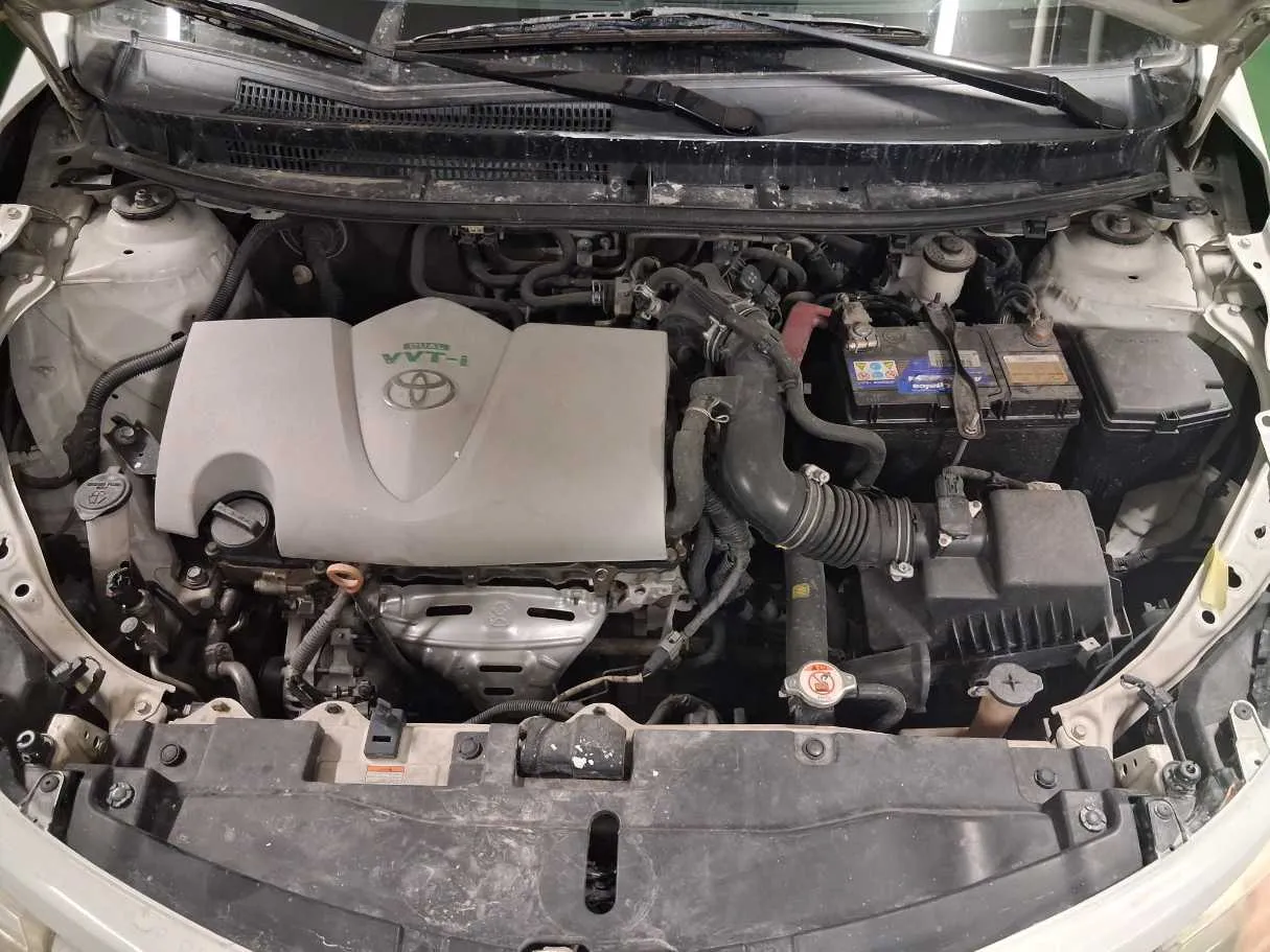 Car image 20