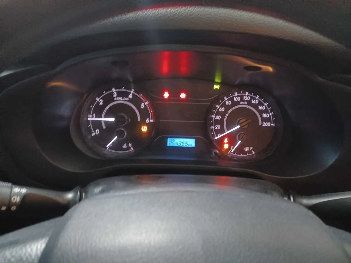 Car image 17