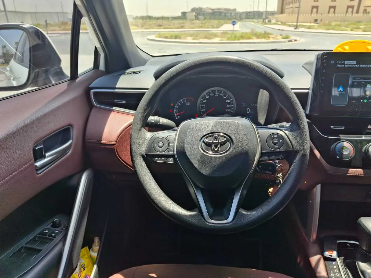 Car image 17
