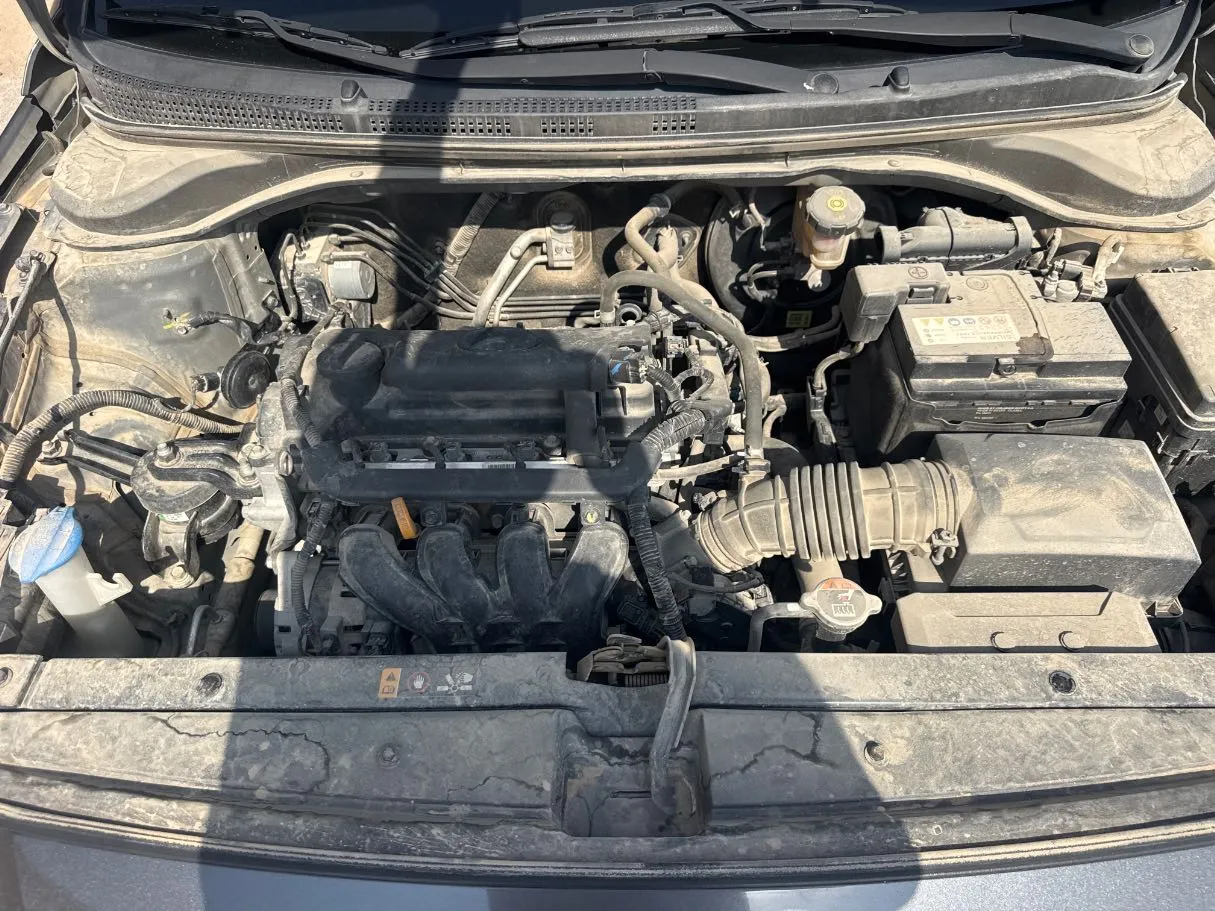 Car image 21
