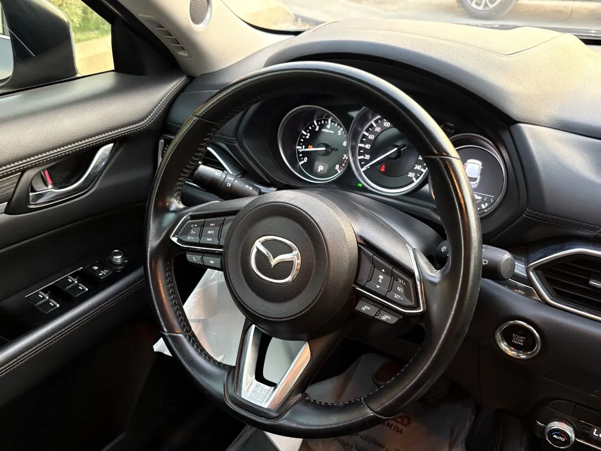 Car image 21