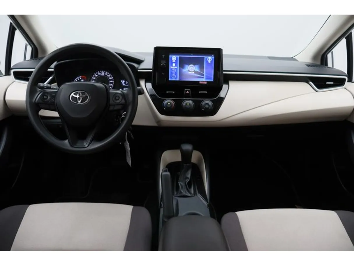 Car image 14