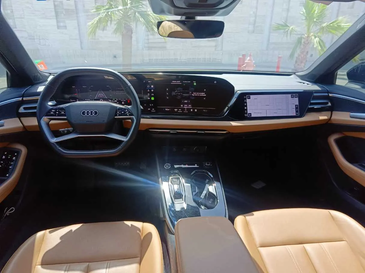 Car image 29