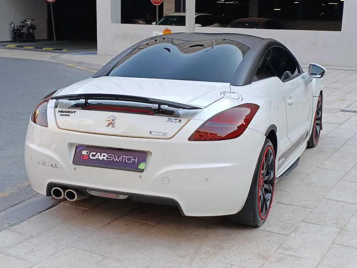 Car image 5