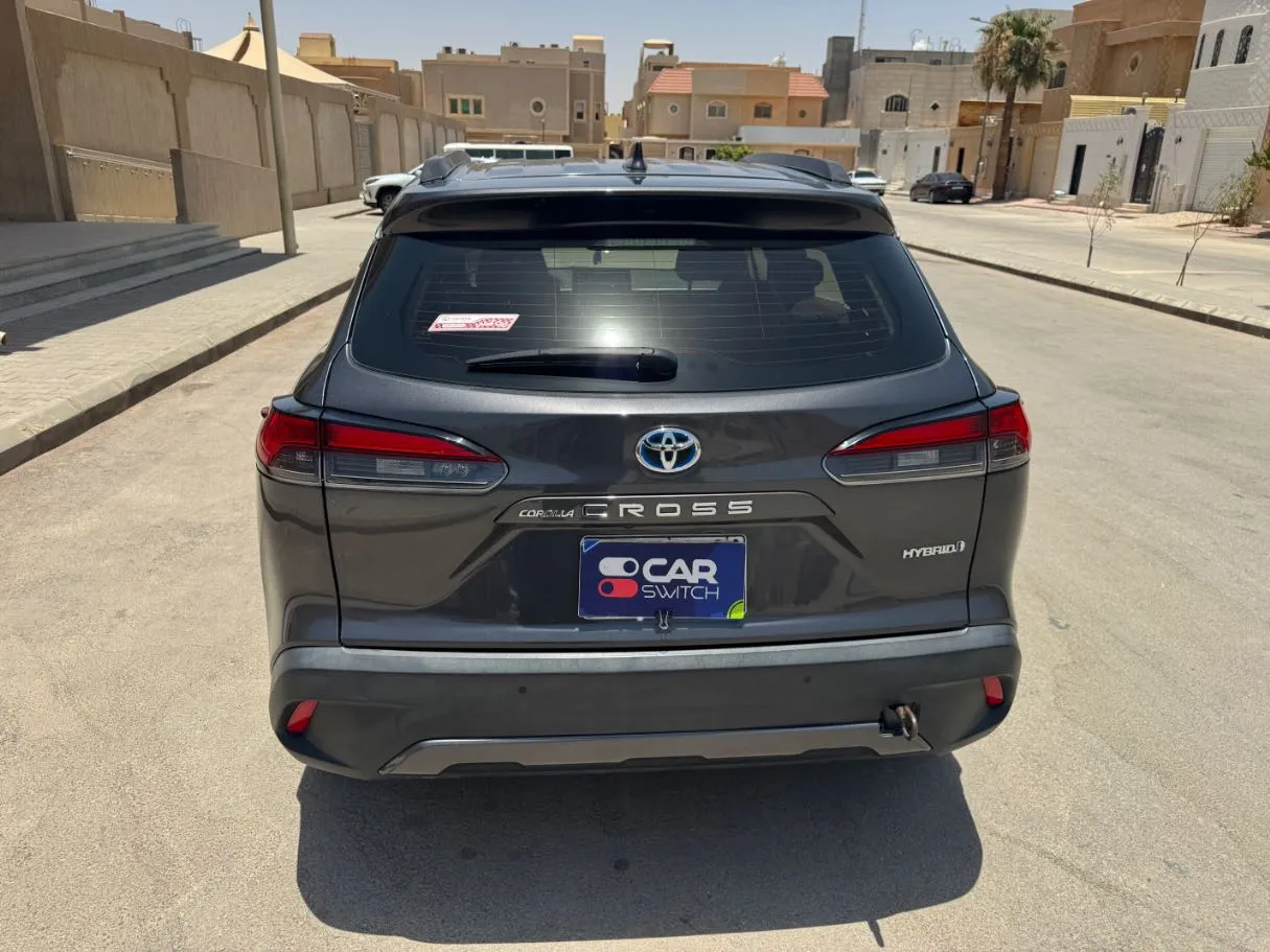 Car image 6