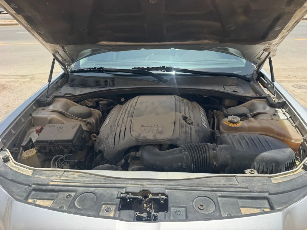 Car image 22