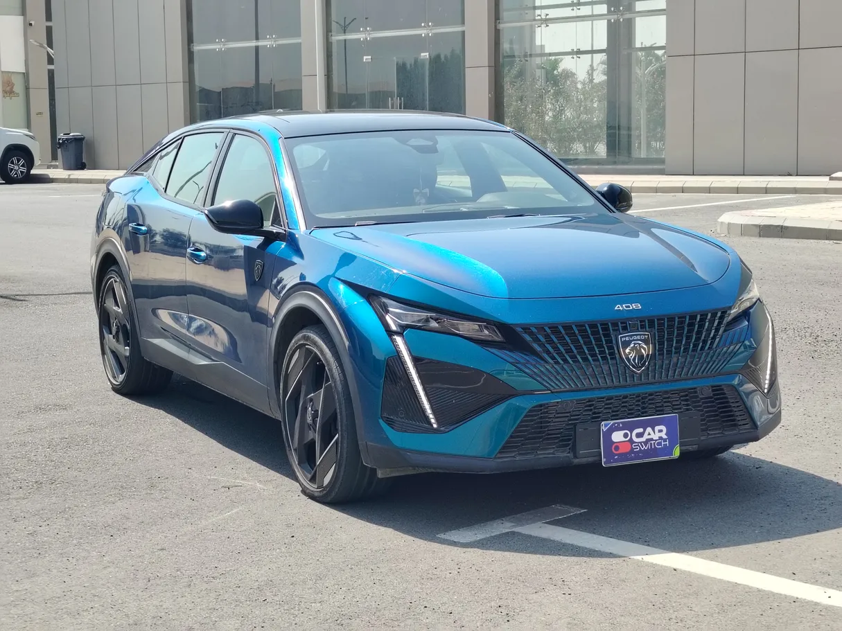 Car image 3