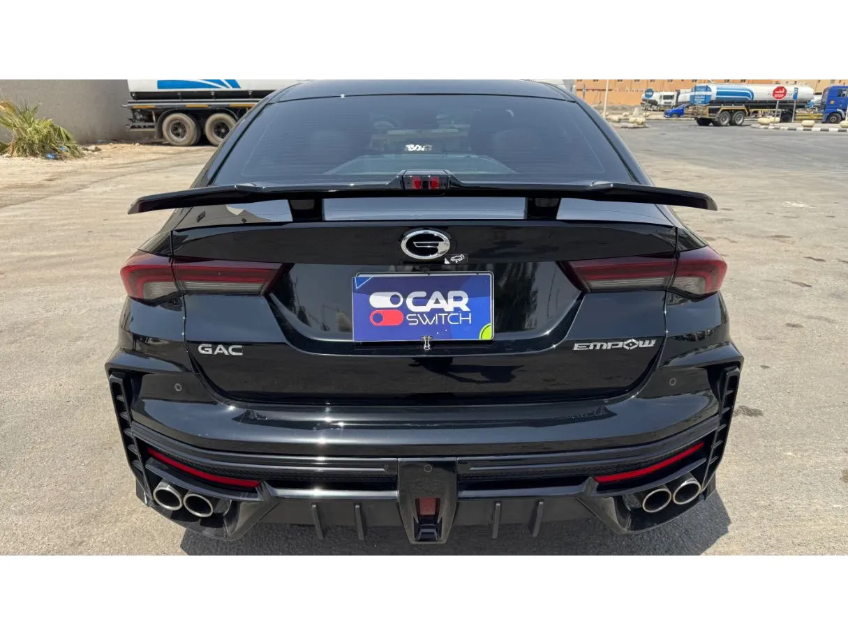 Car image 6