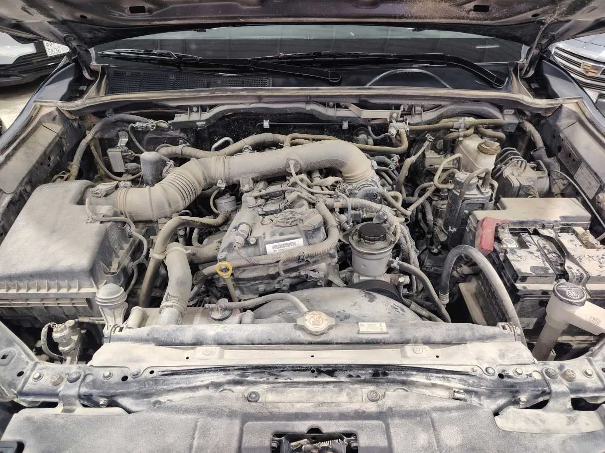 Car image 33