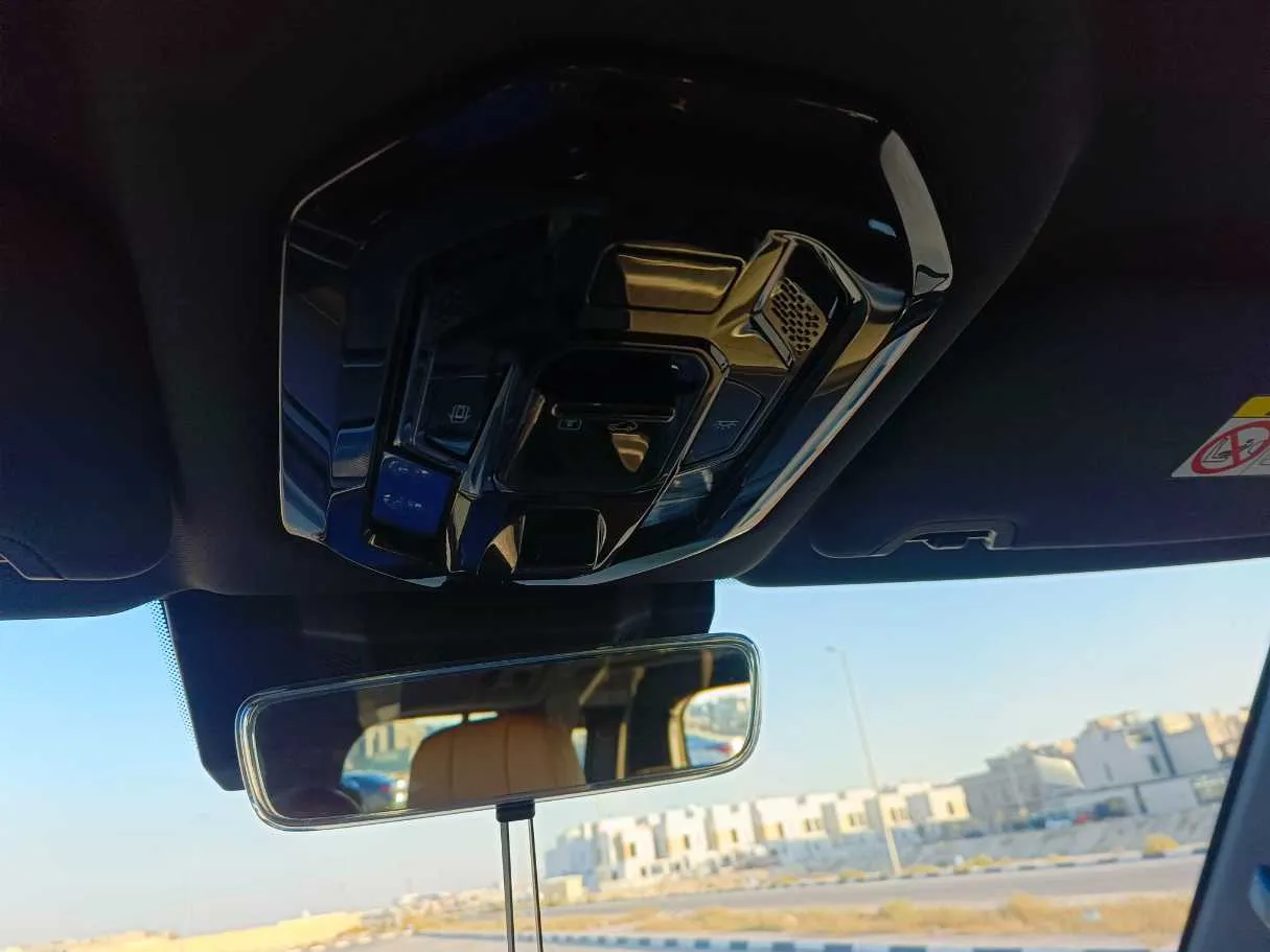 Car image 31