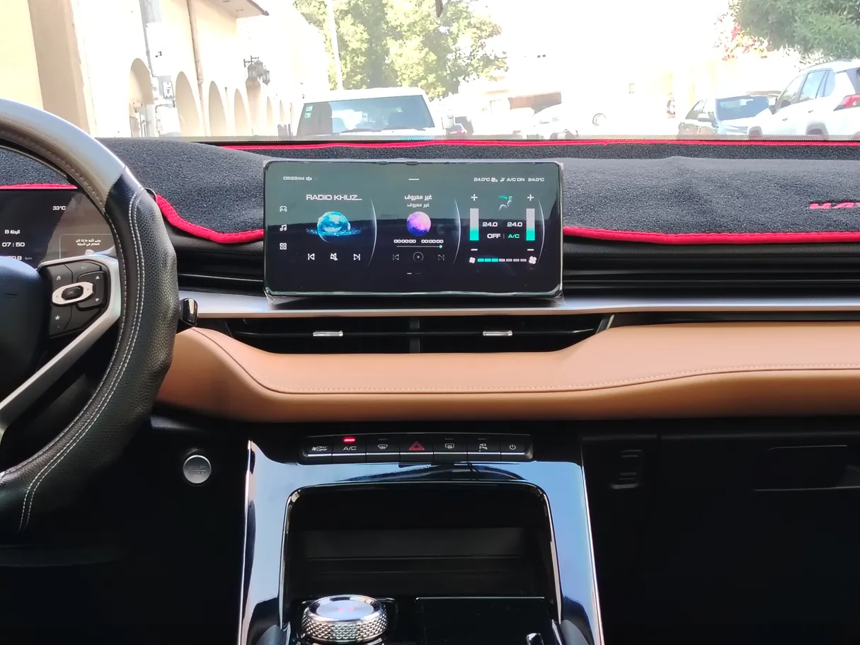 Car image 27