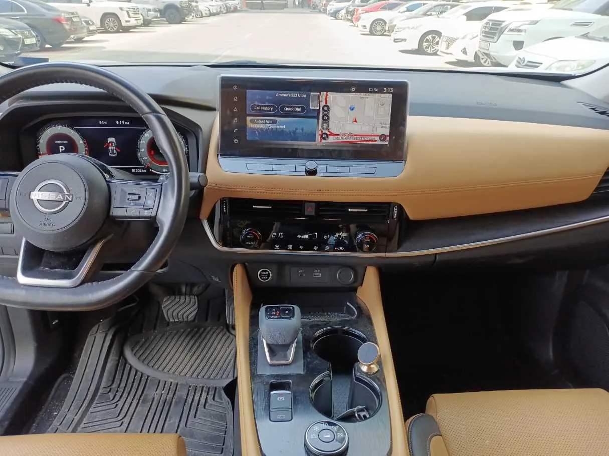 Car image 16